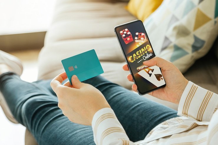 Tampilan bonus rajacair bernuansa emas